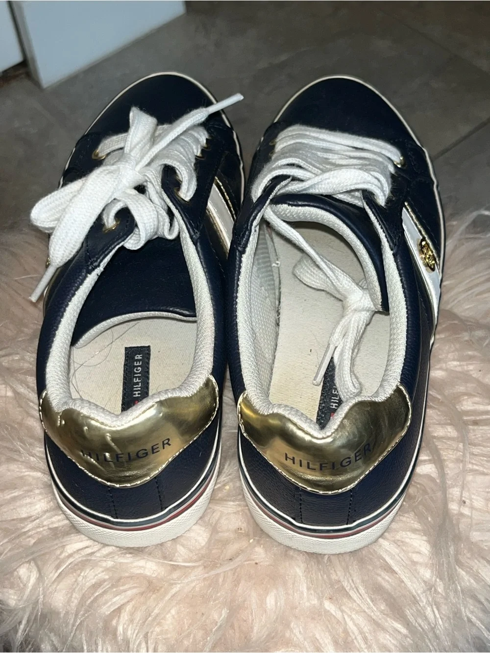 Tommy Hilfiger low top